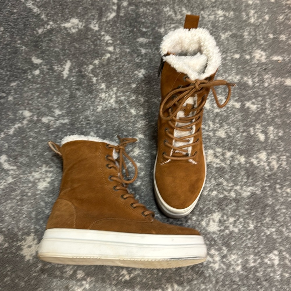 J Slides 6 1/2 Suede Boots - Picture 1 of 6